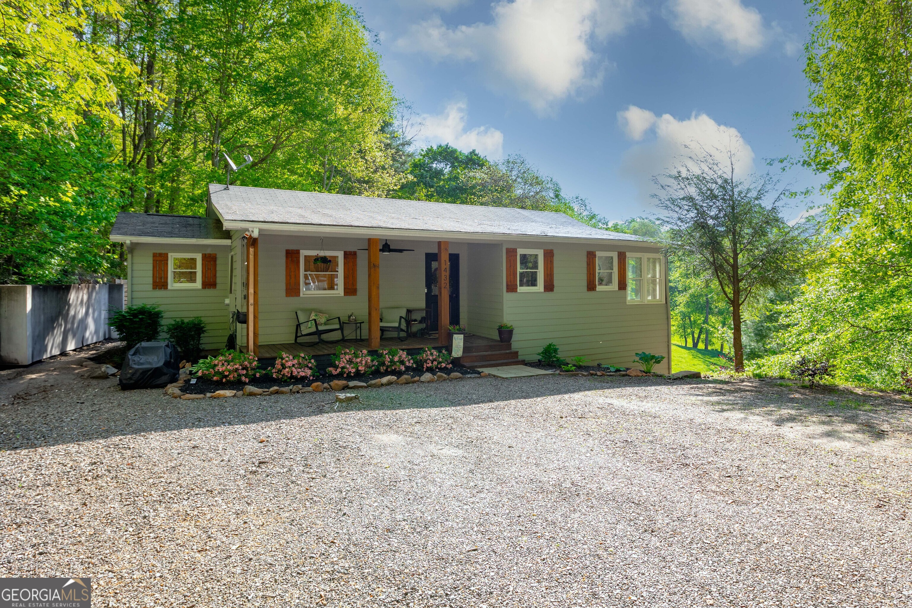 1432 Berrong Road Hiawassee GA 30546