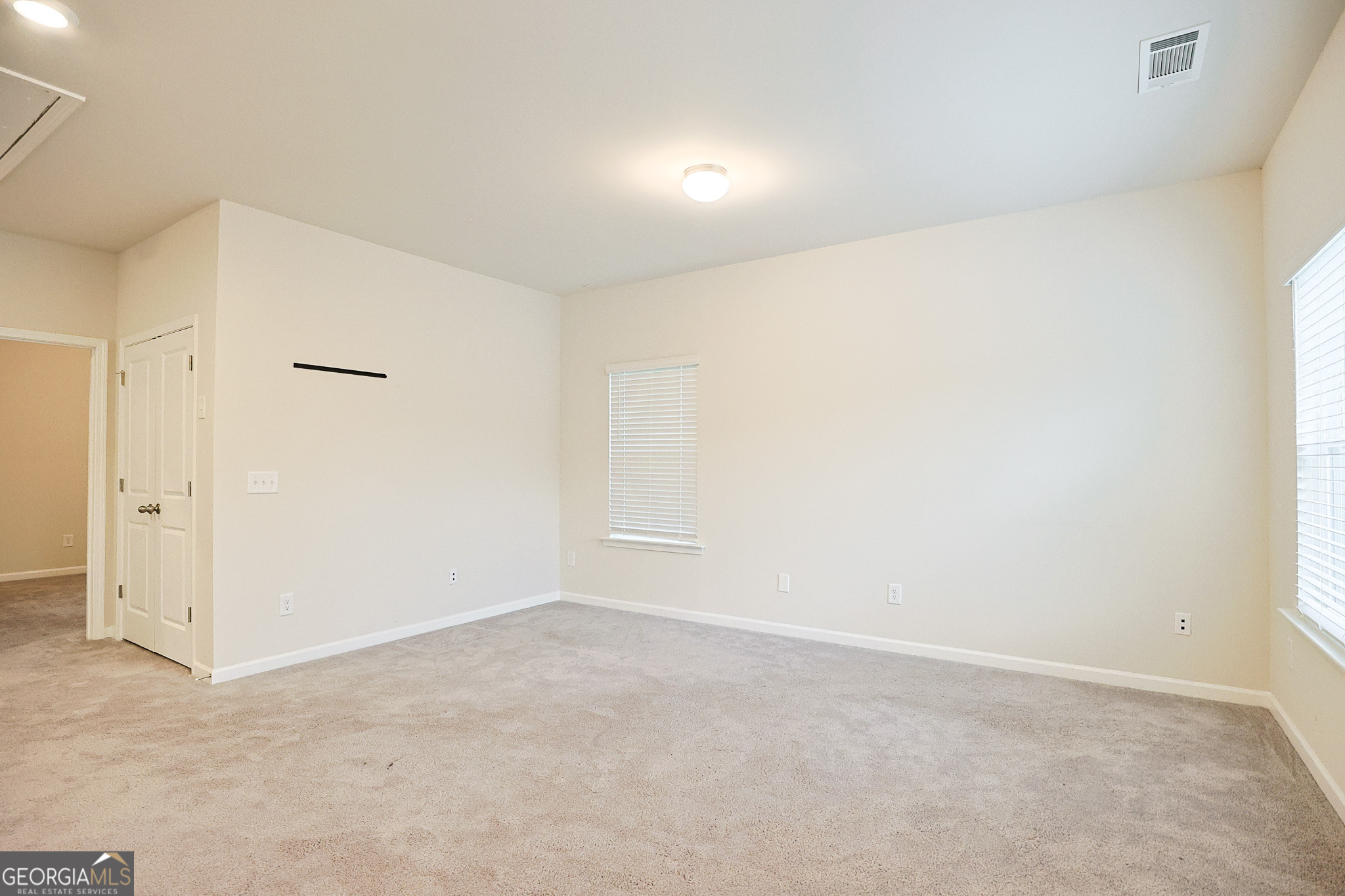 5381 Woodline View Circle Auburn GA 30011