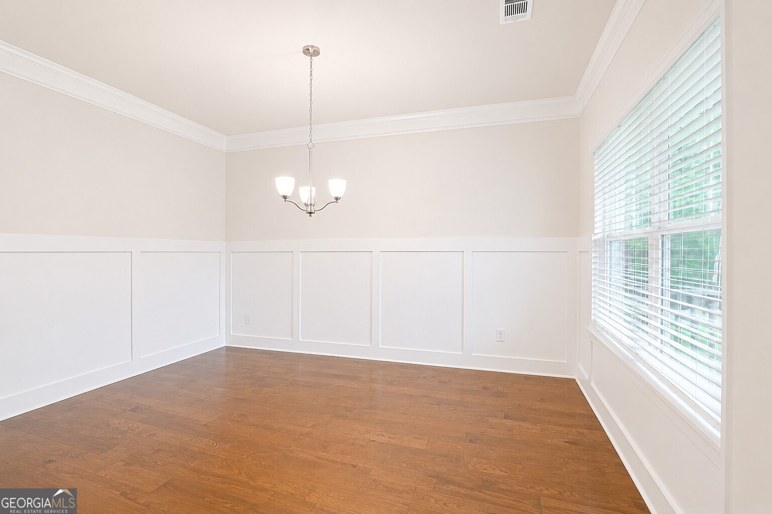 5381 Woodline View Circle Auburn GA 30011
