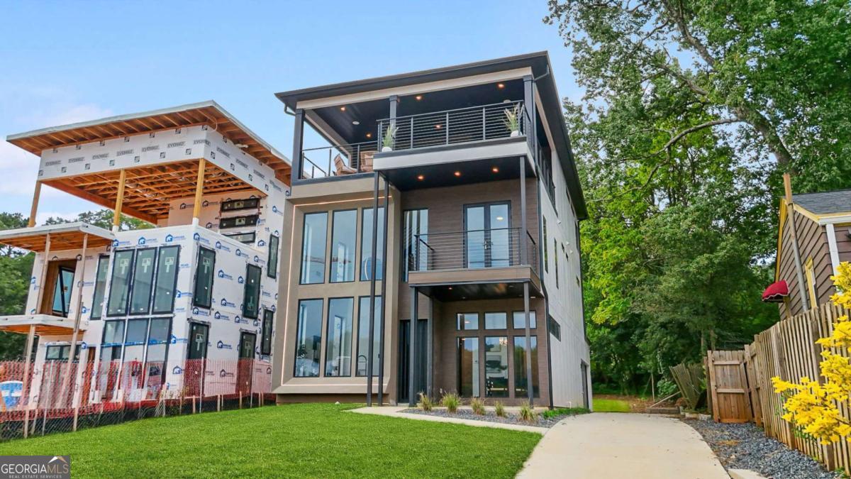 1039 Avondale Avenue SE Atlanta GA 30312