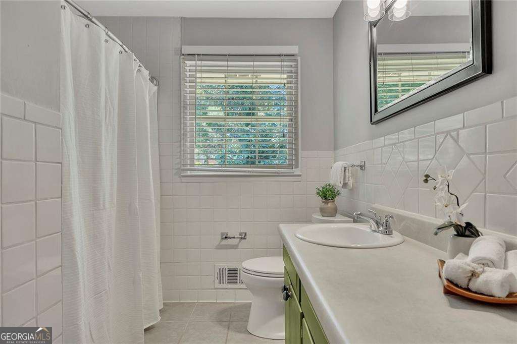 4090 Deerwood Parkway SE Smyrna GA 30082