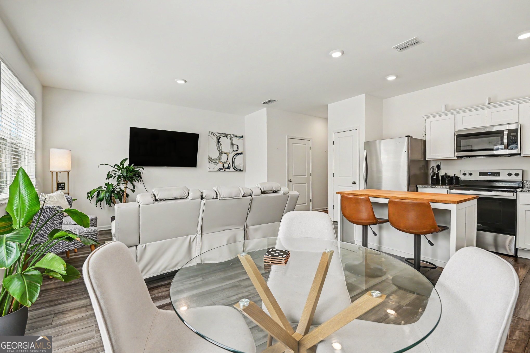 3556 Bluebird Court SW Atlanta GA 30331