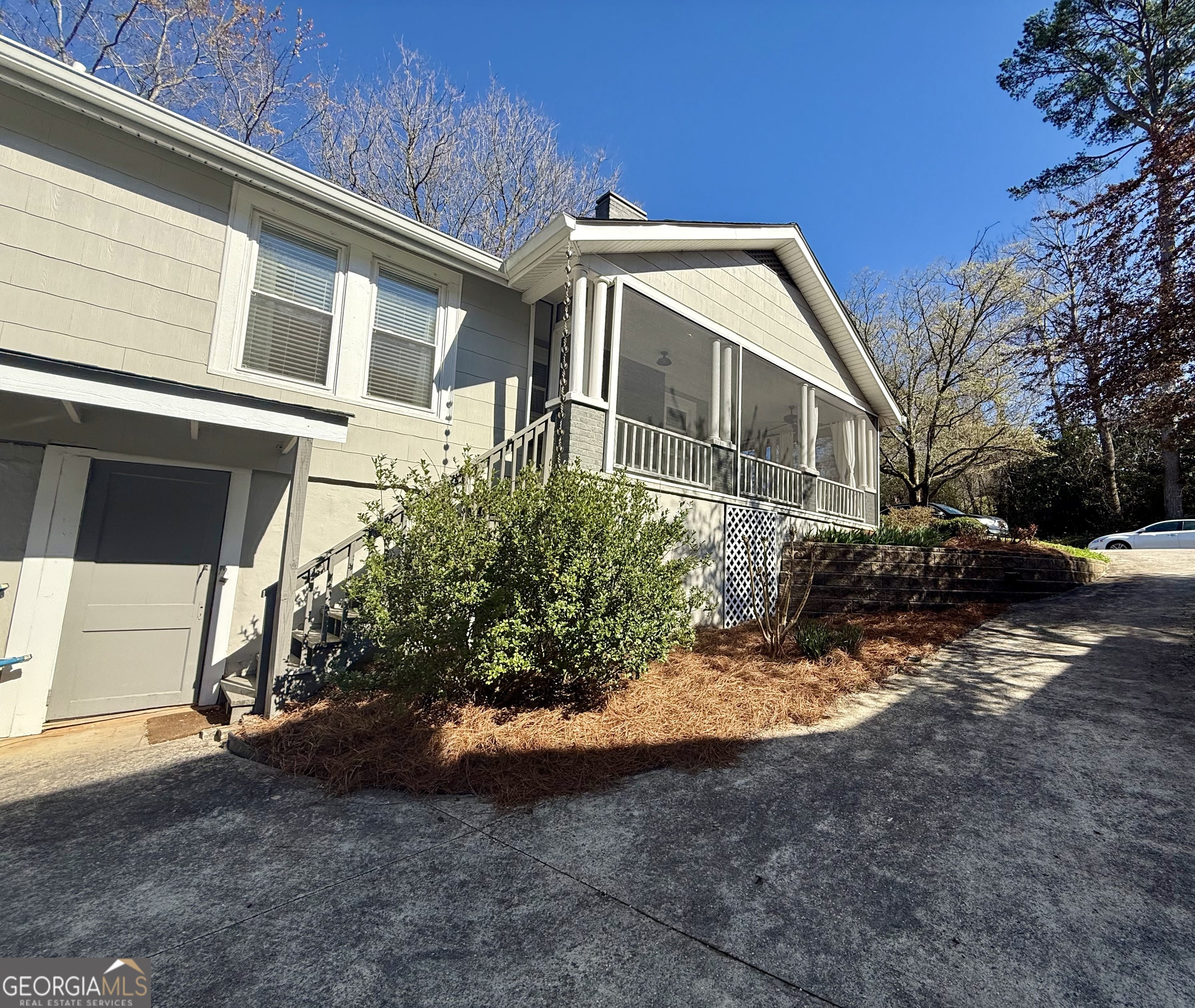 141 York Street Clarkesville GA 30523