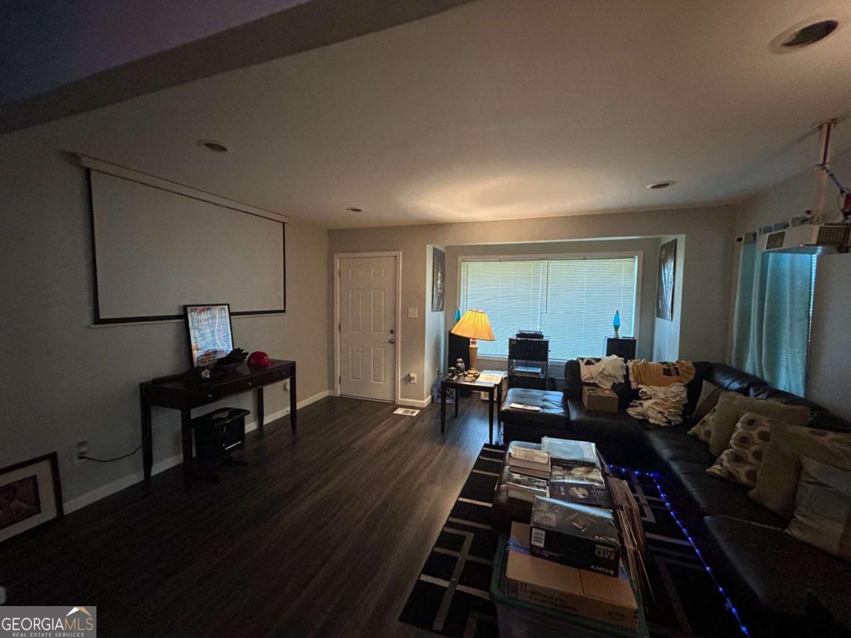 1296 NW Northwest Drive NW Atlanta GA 30318