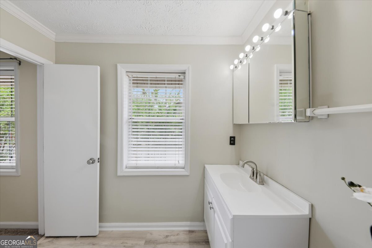7750 Roswell Road Sandy Springs GA 30350