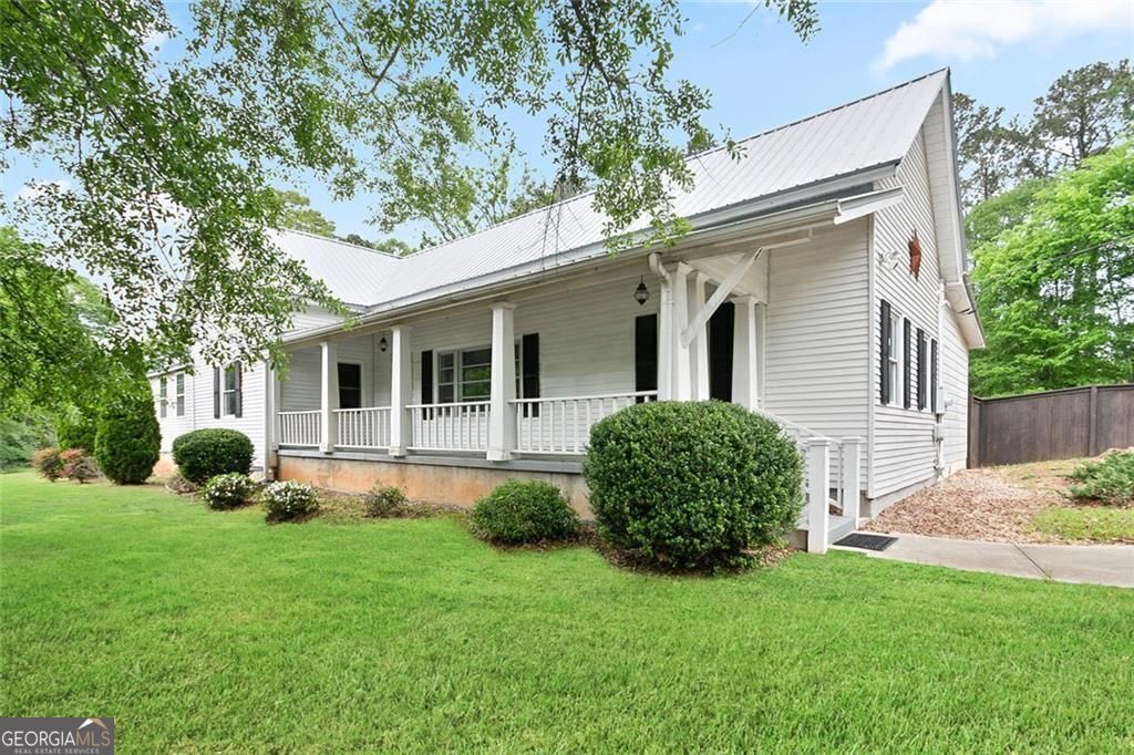 1830 Lost Mountain Road Powder Springs GA 30127