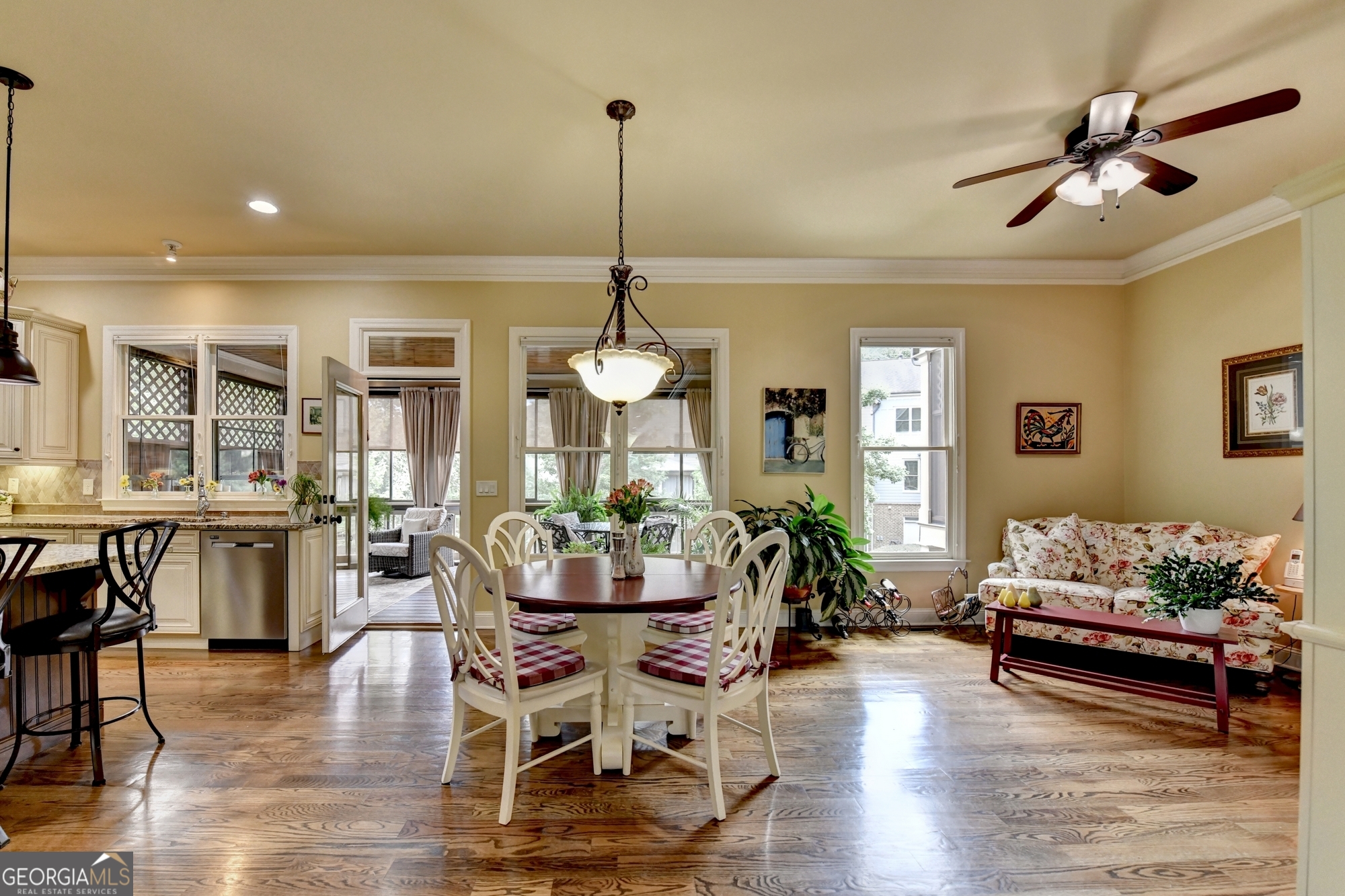 221 Trecastle Square Canton GA 30114
