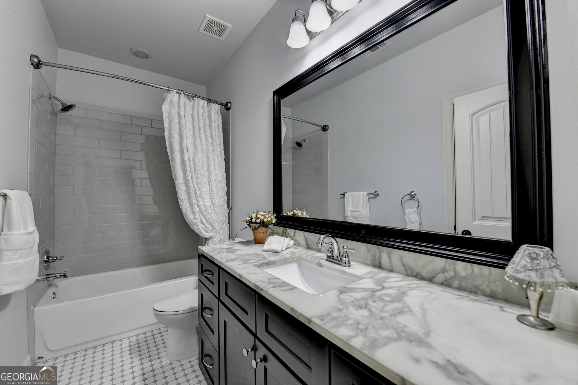 221 Trecastle Square Canton GA 30114