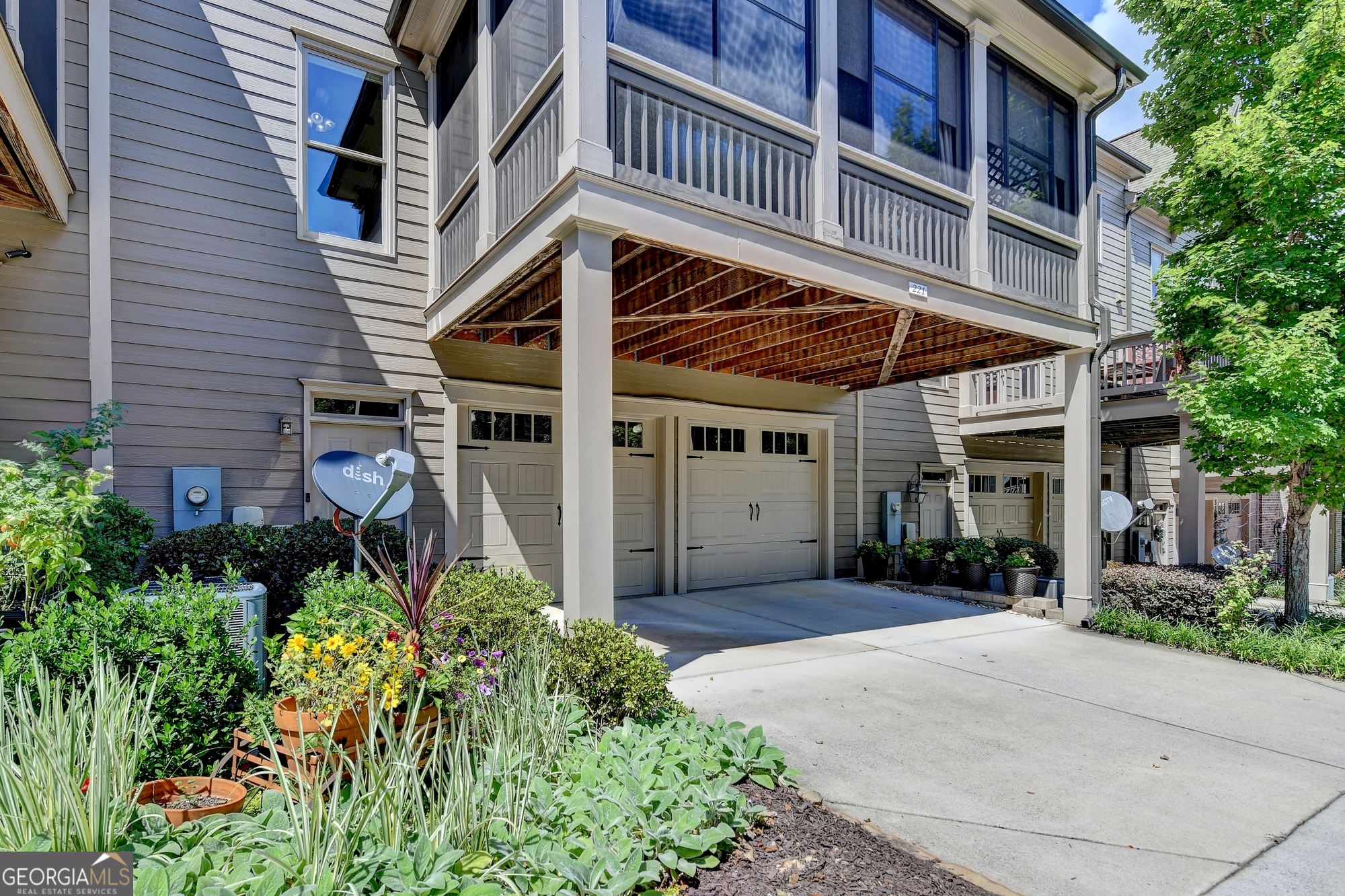 221 Trecastle Square Canton GA 30114