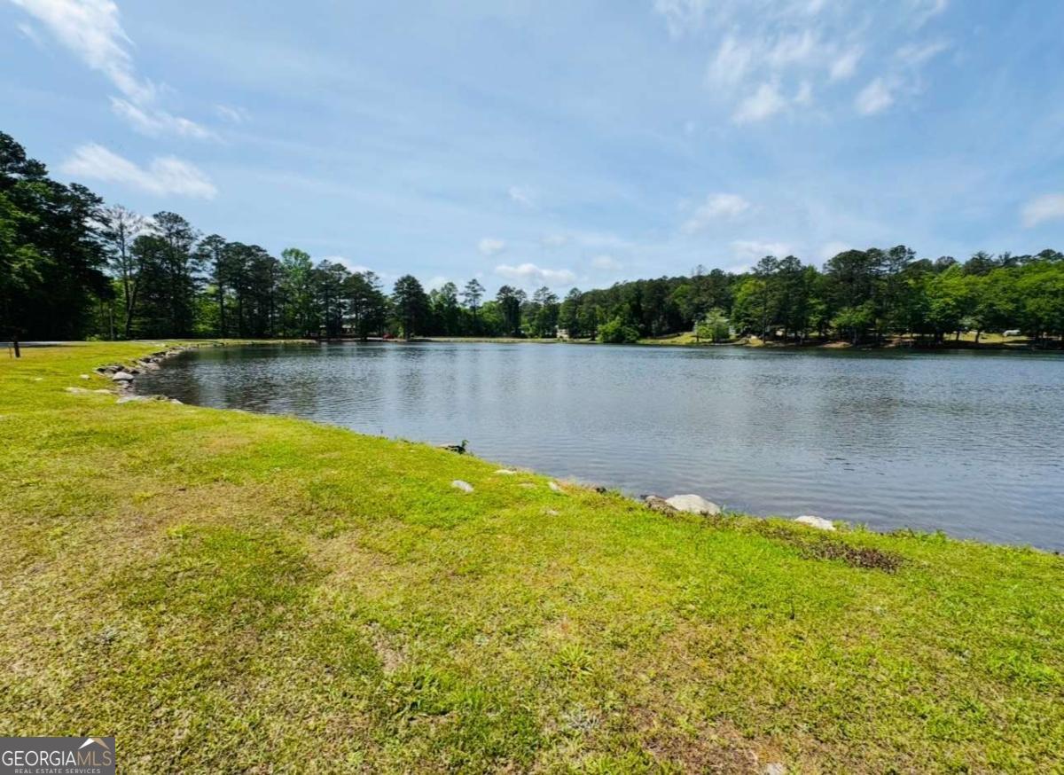 2363 Hi Roc Circle NE Conyers GA 30012