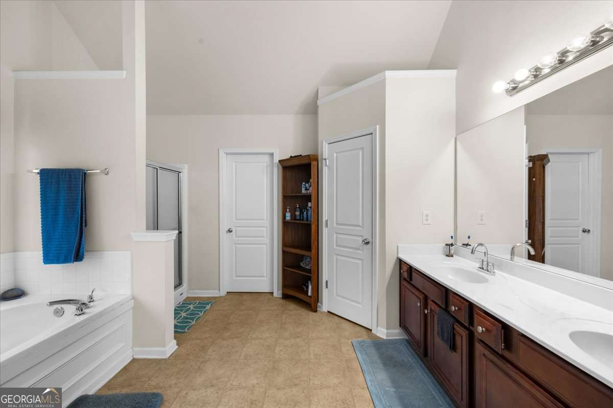 3560 Brittany Oak Trace Snellville GA 30039