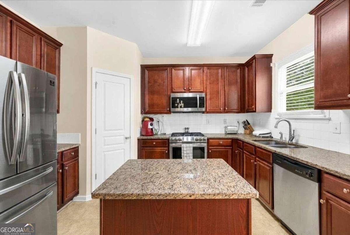3560 Brittany Oak Trace Snellville GA 30039