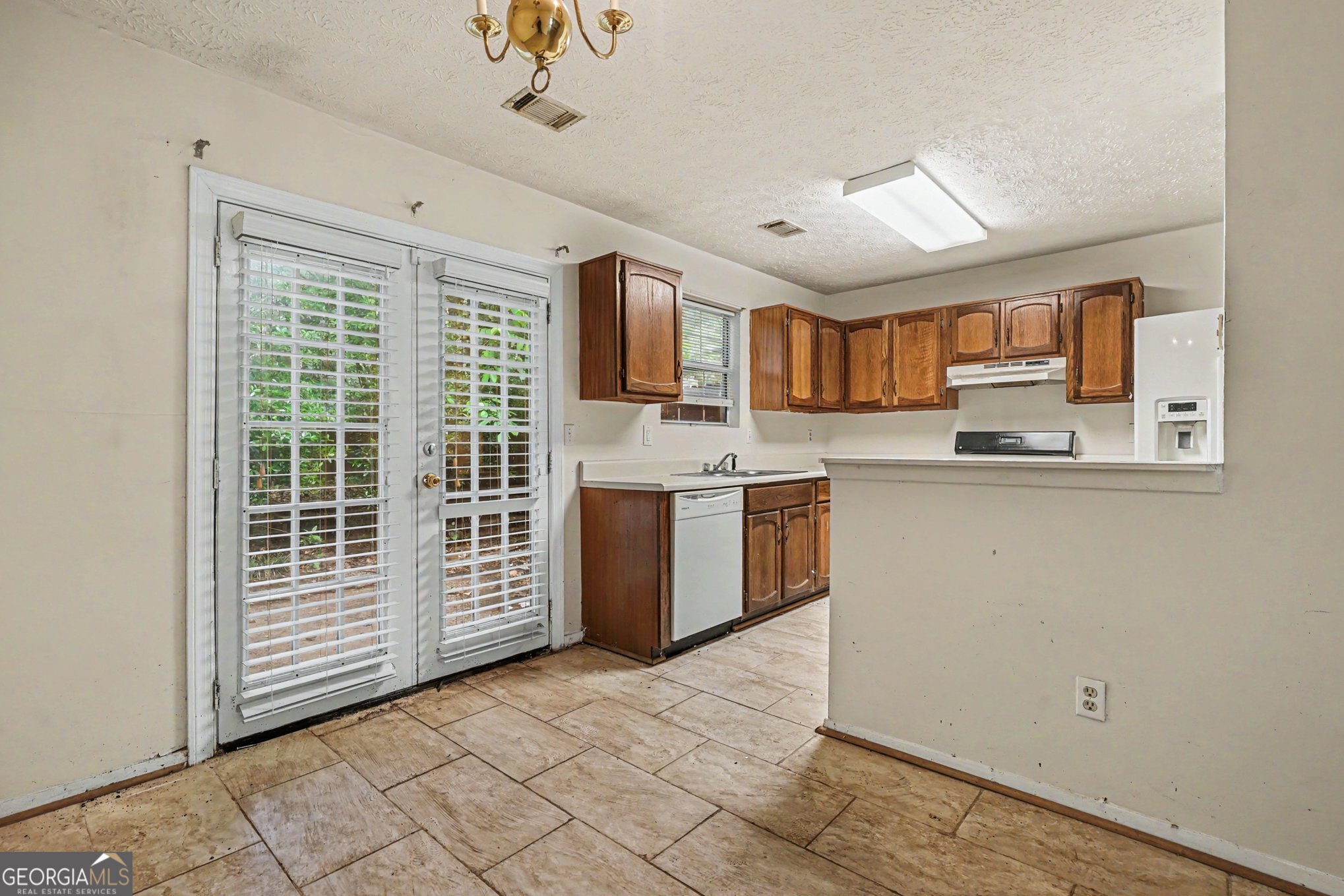 5670 Wells Circle Stone Mountain GA 30087