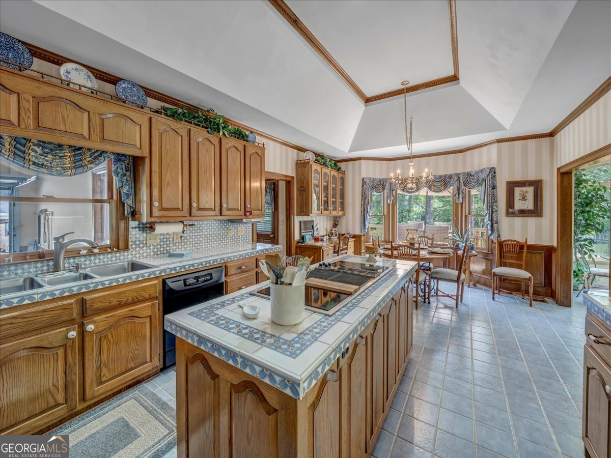 655 Mcdonough Road Hampton GA 30228