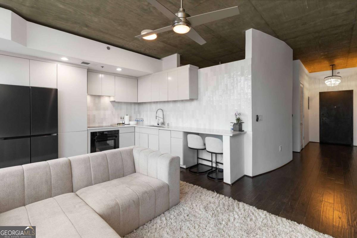 3324 Peachtree Road NE Atlanta GA 30326