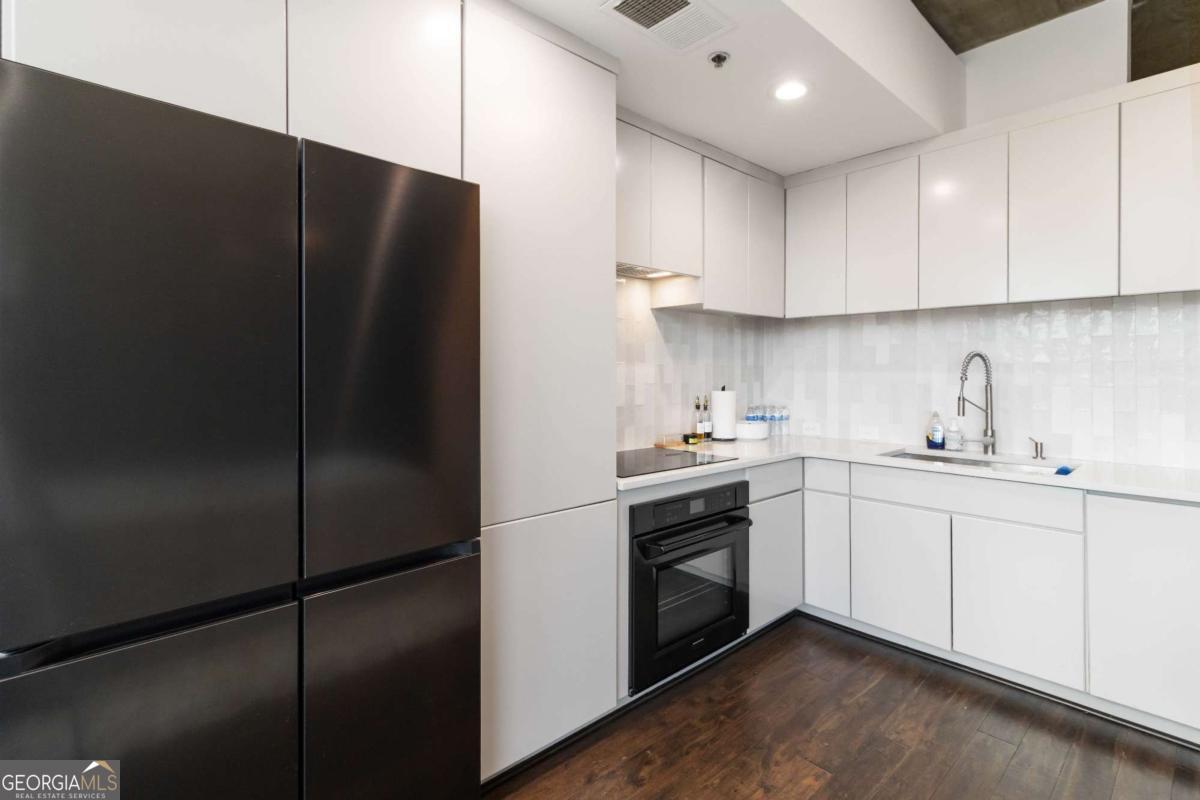 3324 Peachtree Road NE Atlanta GA 30326