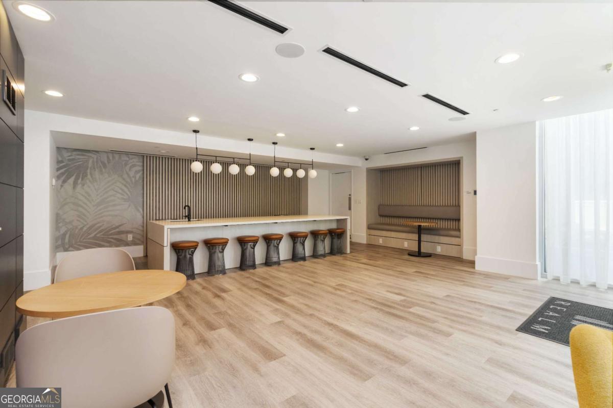 3324 Peachtree Road NE Atlanta GA 30326