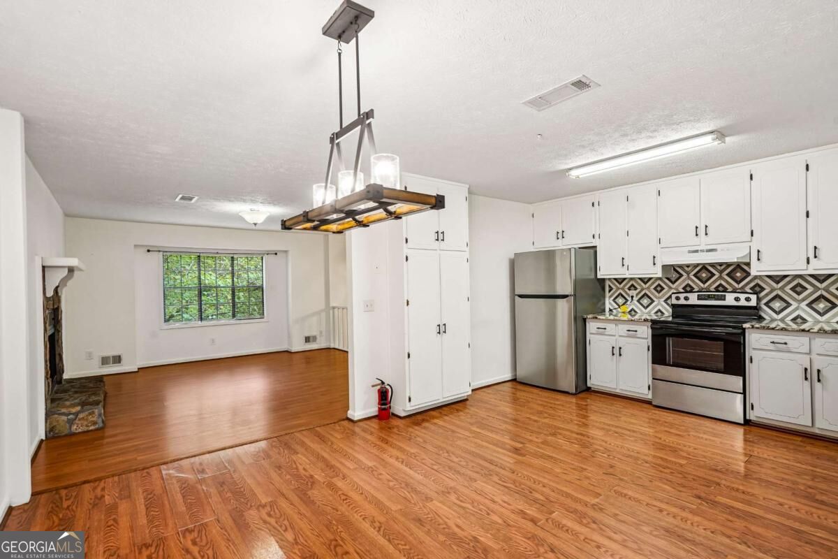 1947 Britt Drive Snellville GA 30078