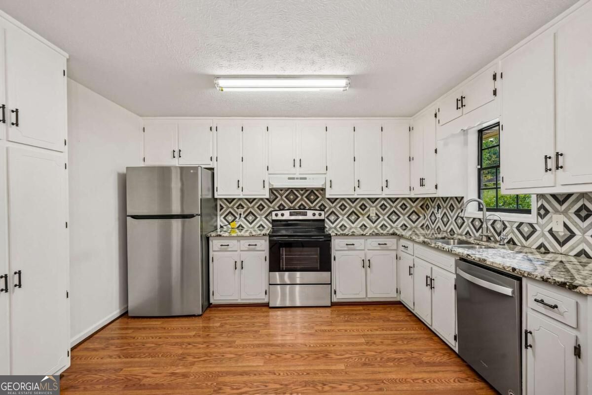1947 Britt Drive Snellville GA 30078