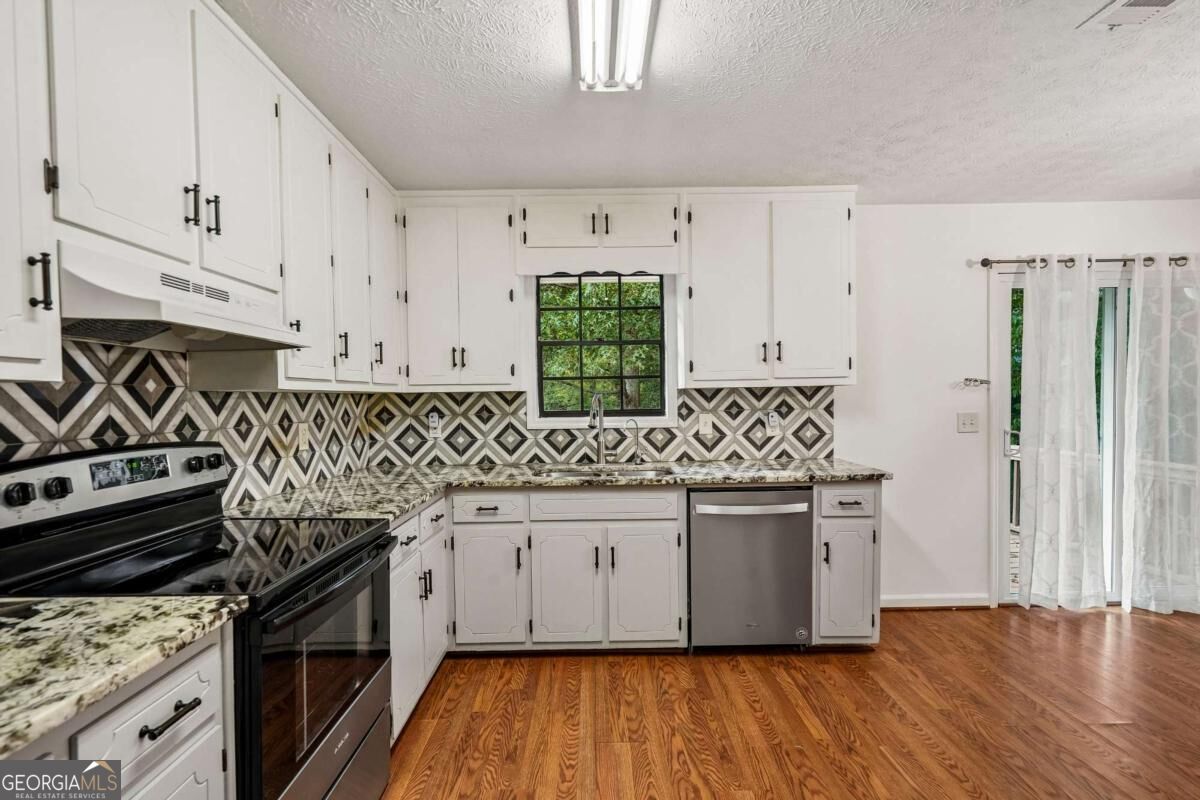 1947 Britt Drive Snellville GA 30078