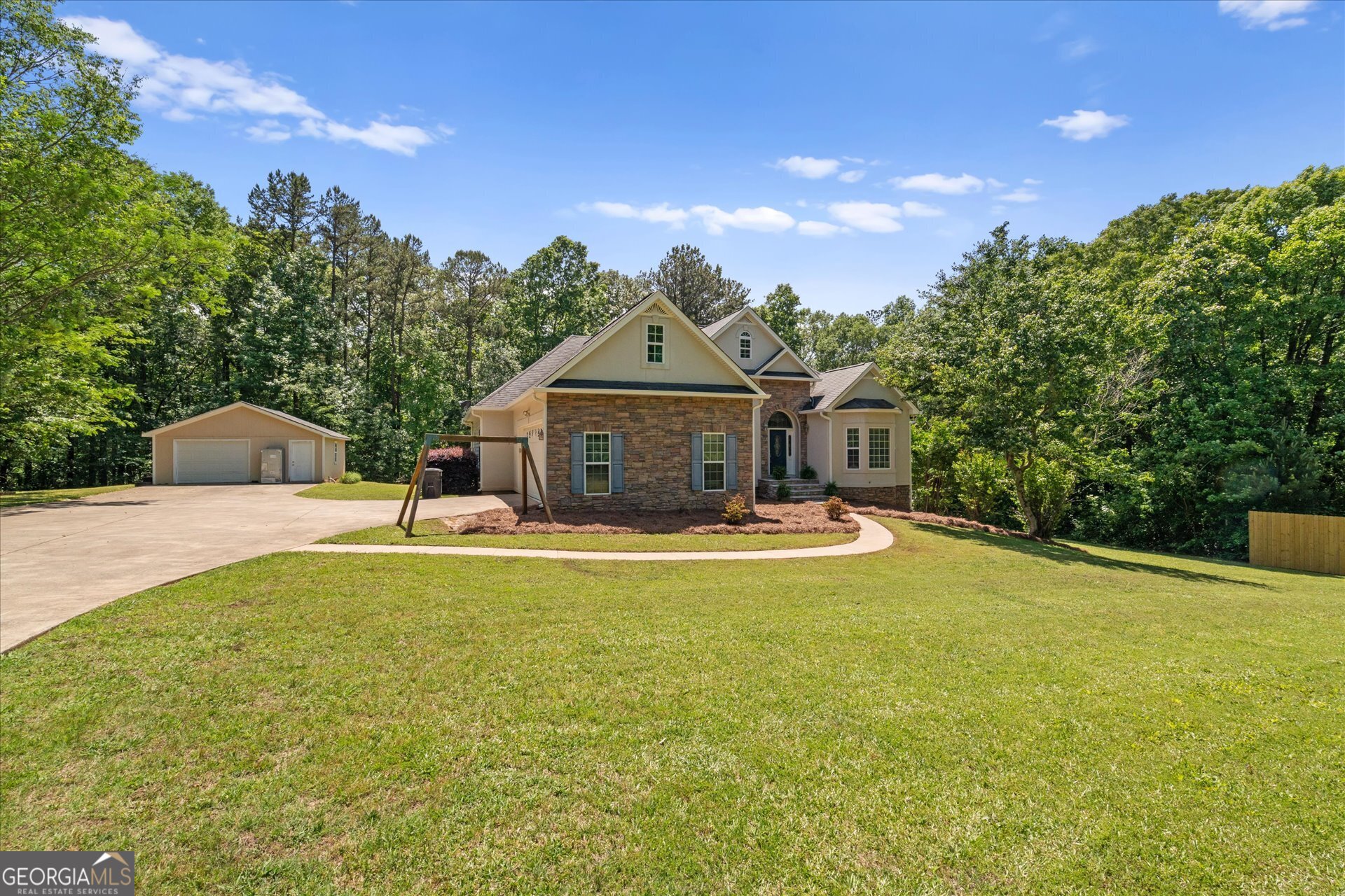 1844 Old Highway 100 Waco GA 30182