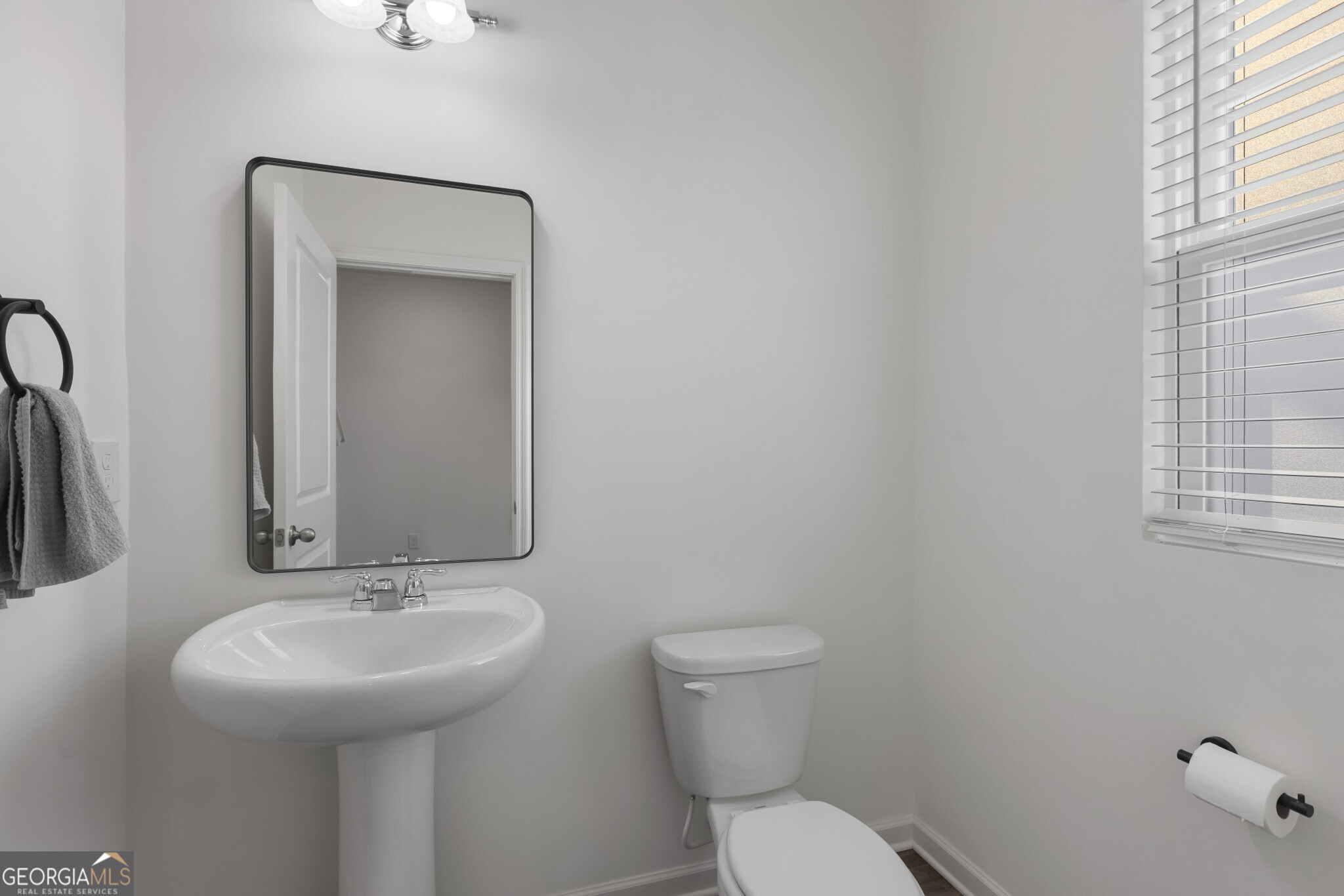 300 Hyde Park Winder GA 30680