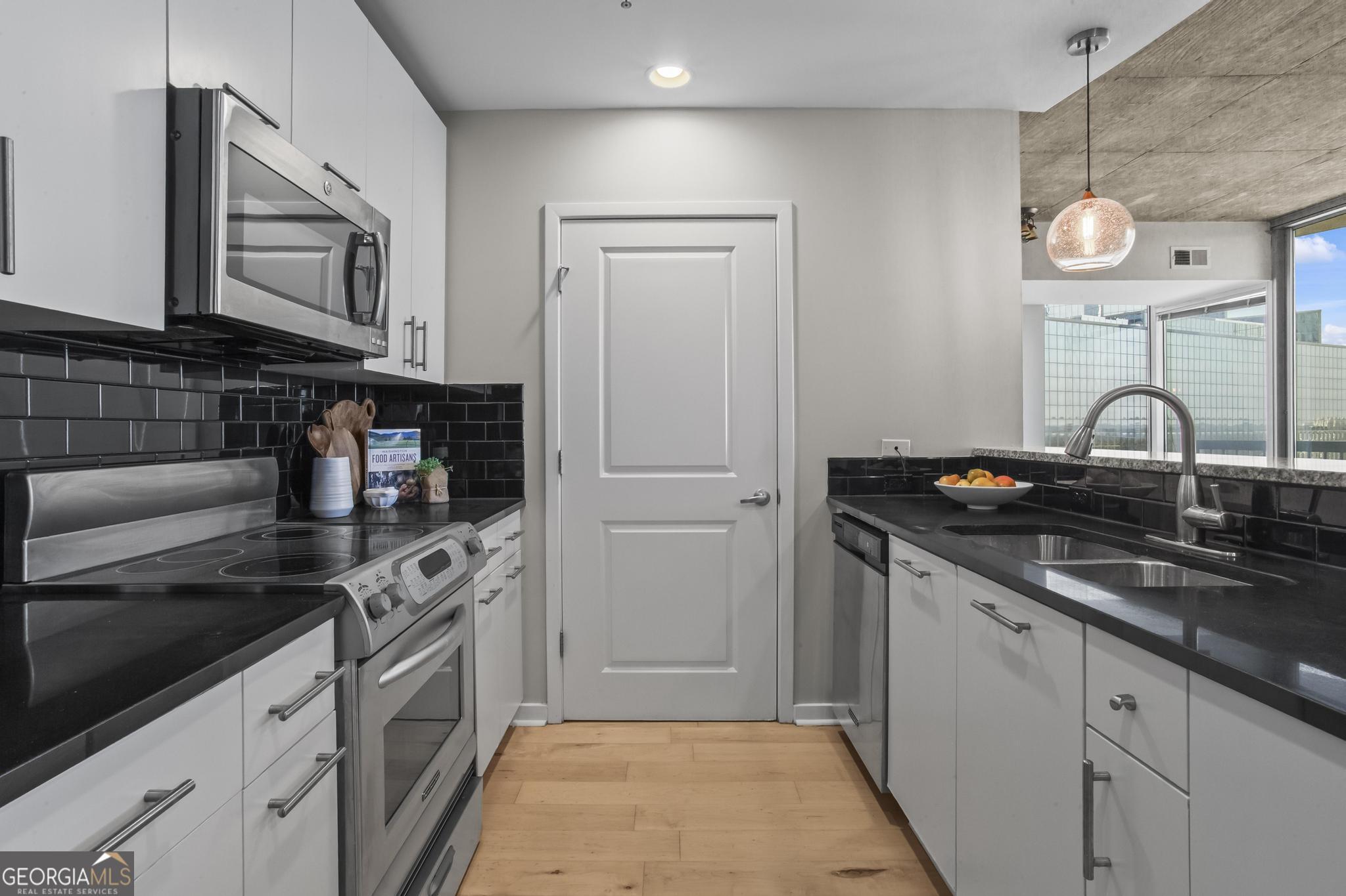3324 Peachtree Road NE Atlanta GA 30326