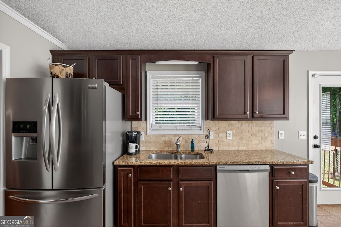 317 Barrington Drive Hiram GA 30141