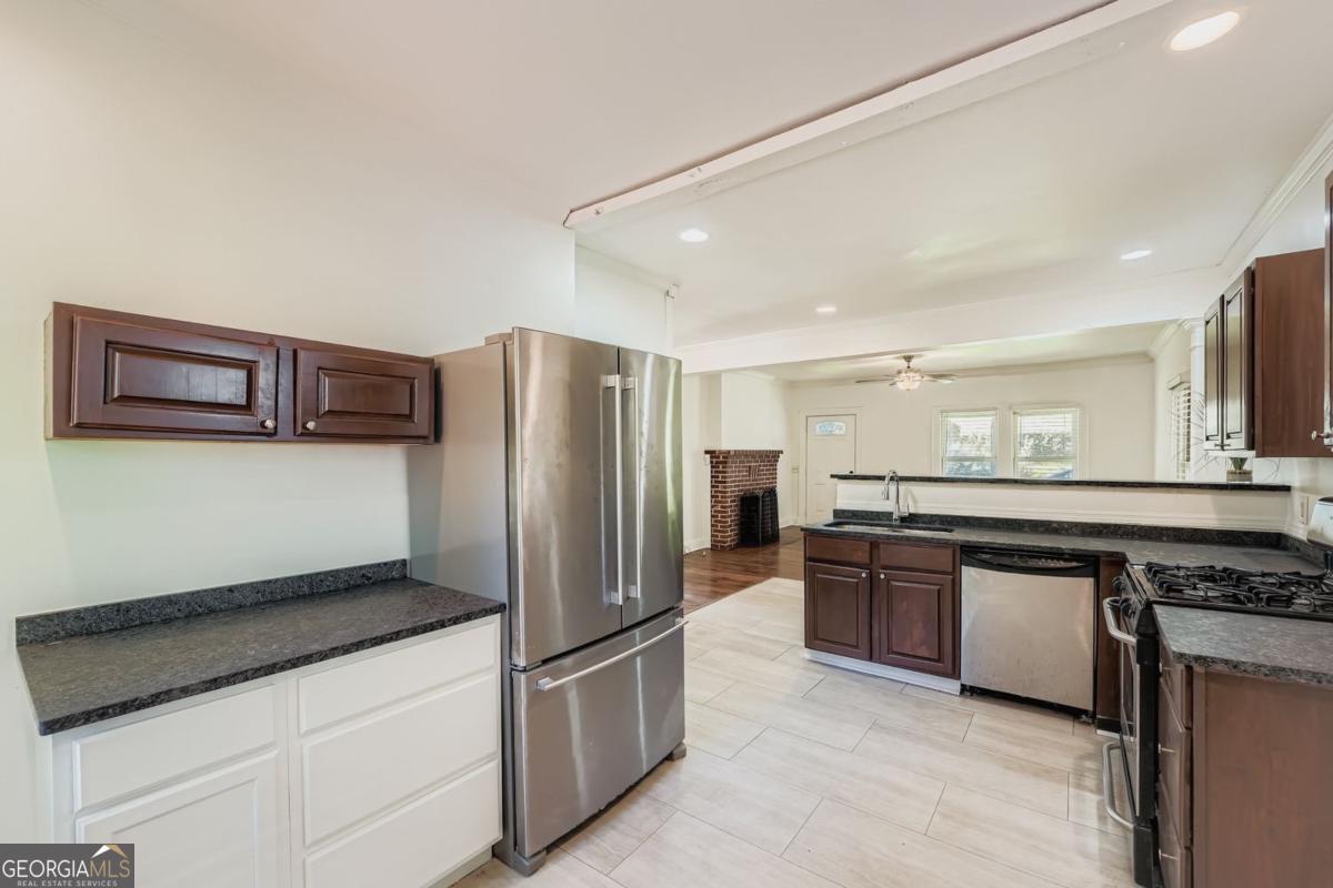 511 Walnut Street Hapeville GA 30354
