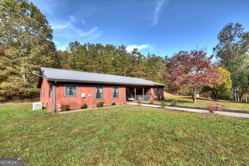 160 Moores Road Mineral Bluff GA 30559