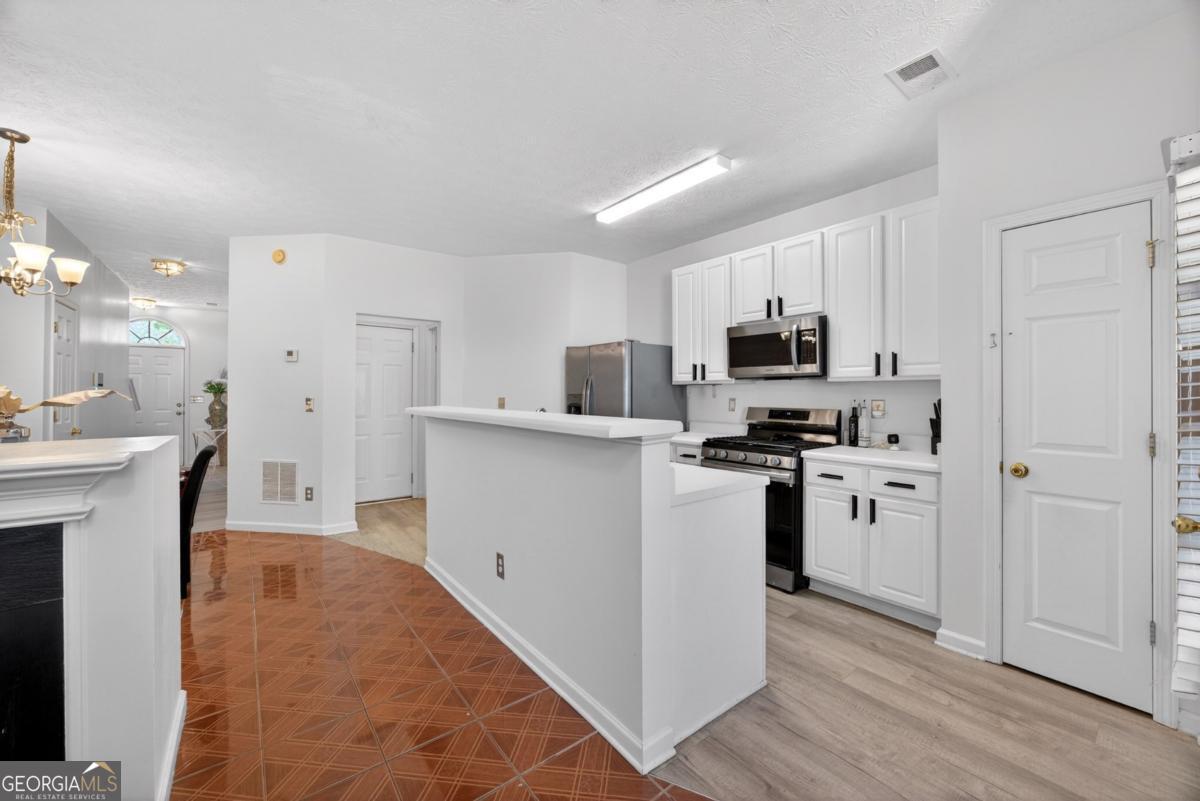 181 Oak Green Drive Lawrenceville GA 30044
