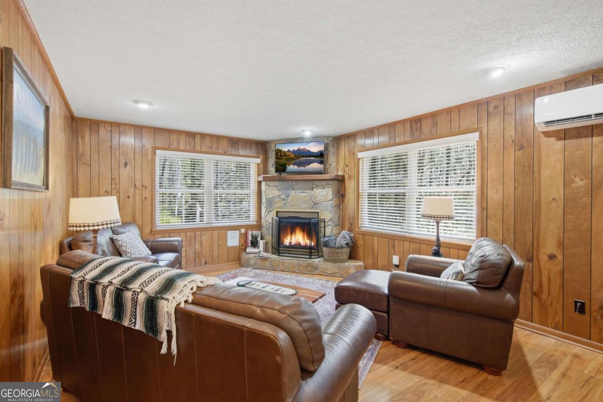15 Salmon Road Blairsville GA 30512