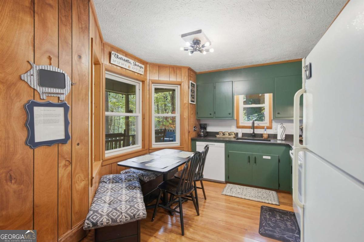 15 Salmon Road Blairsville GA 30512