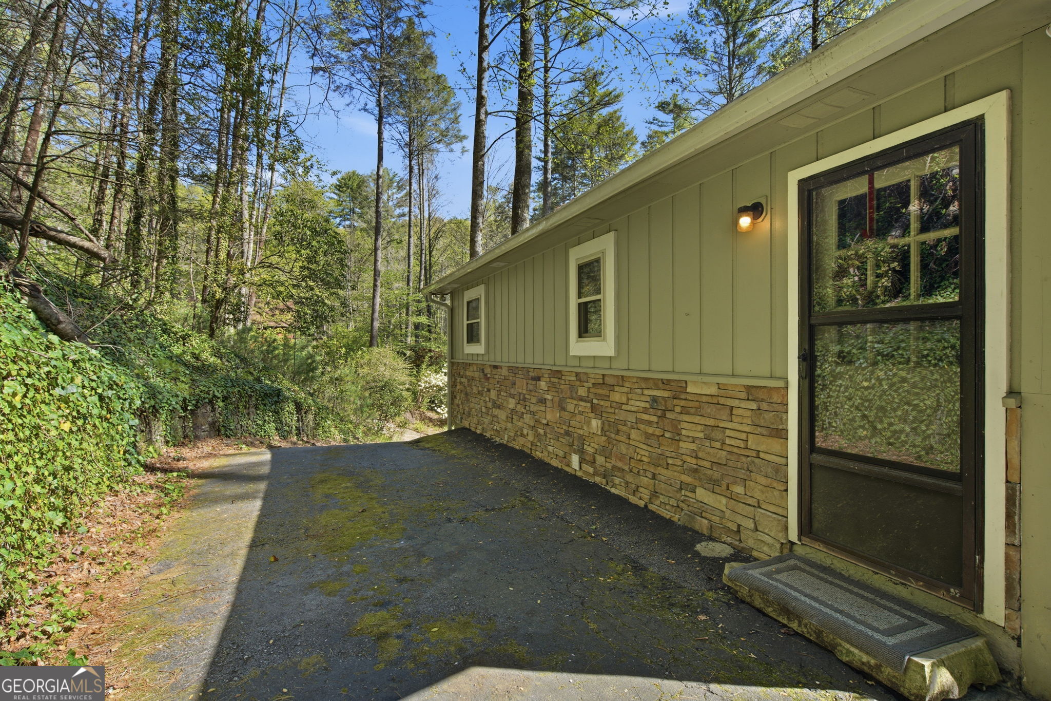 15 Salmon Road Blairsville GA 30512