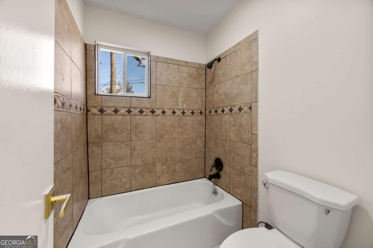 3298 Abbeywood Drive Decatur GA 30034