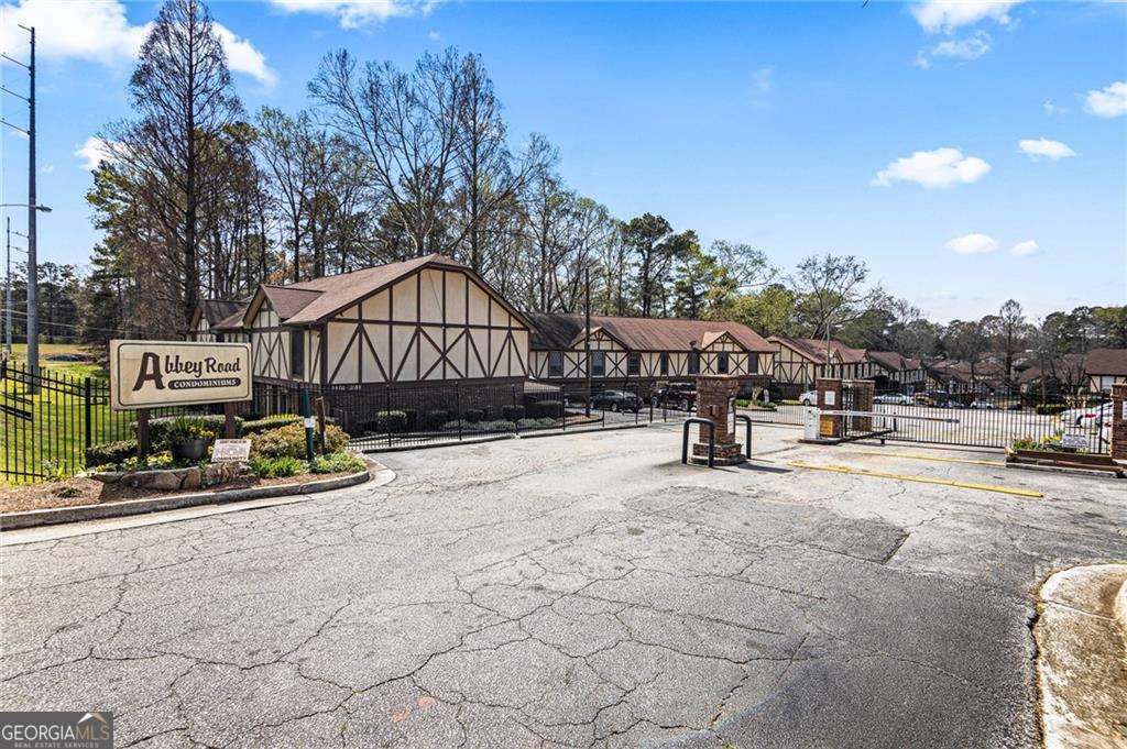3298 Abbeywood Drive Decatur GA 30034