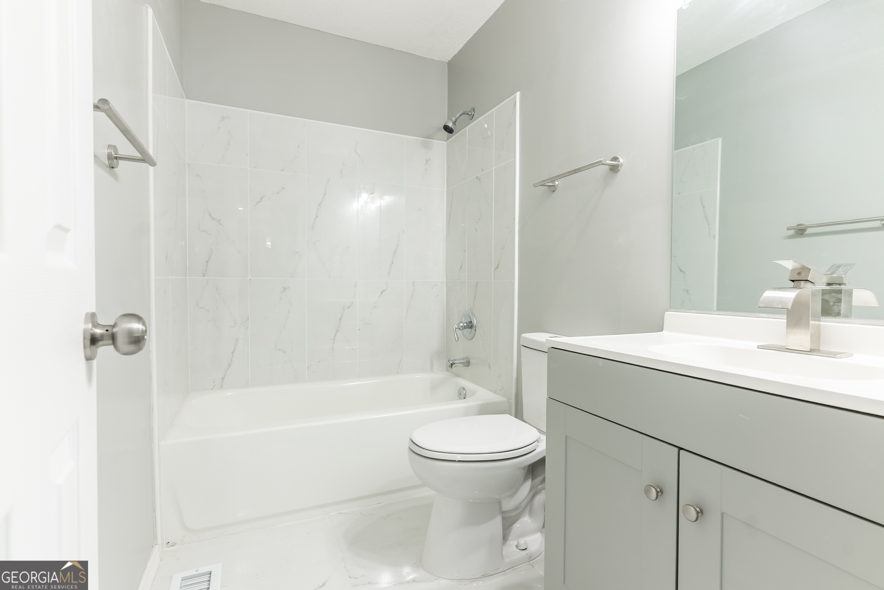 2125 Cedar Avenue Macon GA 31204