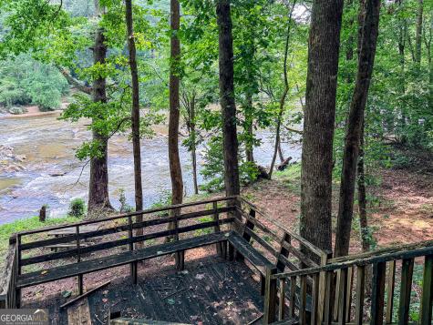 1101 River Road Cleveland GA 30528