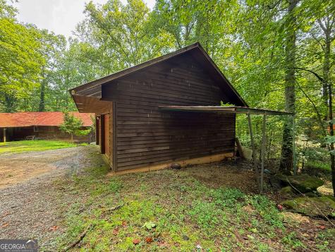1101 River Road Cleveland GA 30528