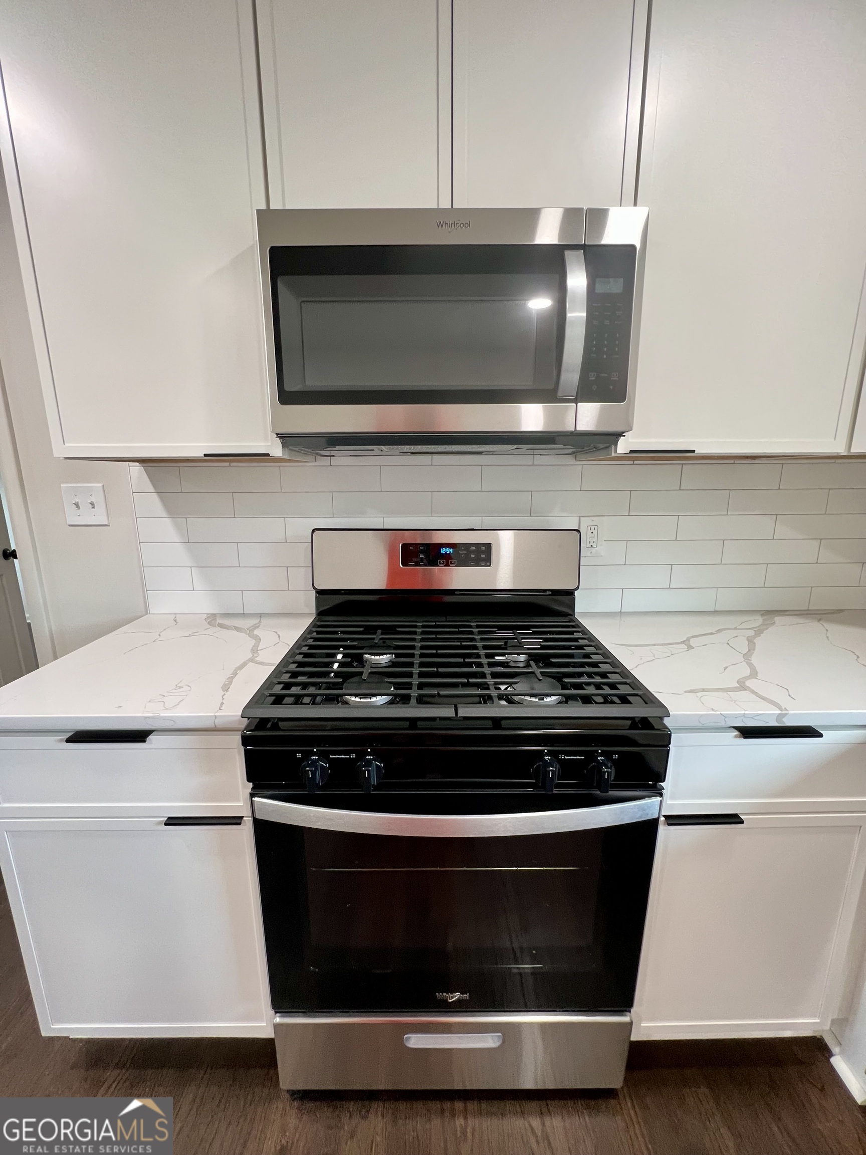 2649 Oak Circle Ellenwood GA 30294