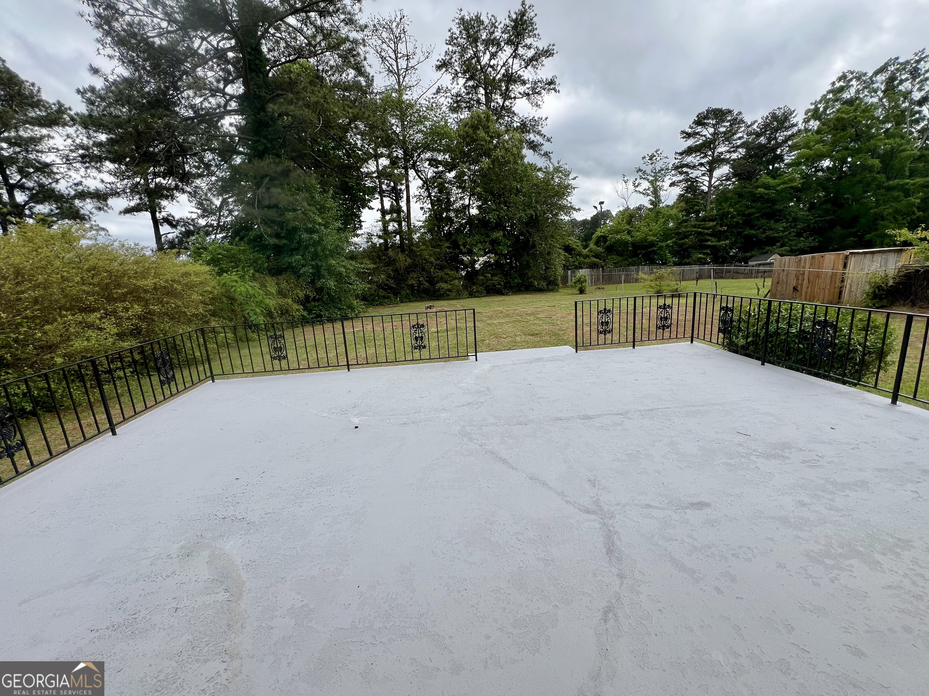 2649 Oak Circle Ellenwood GA 30294