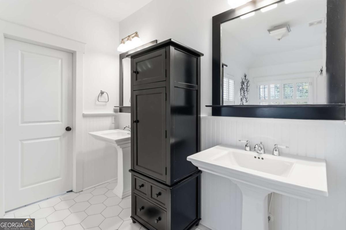 2137 Boyce Circle Marietta GA 30066