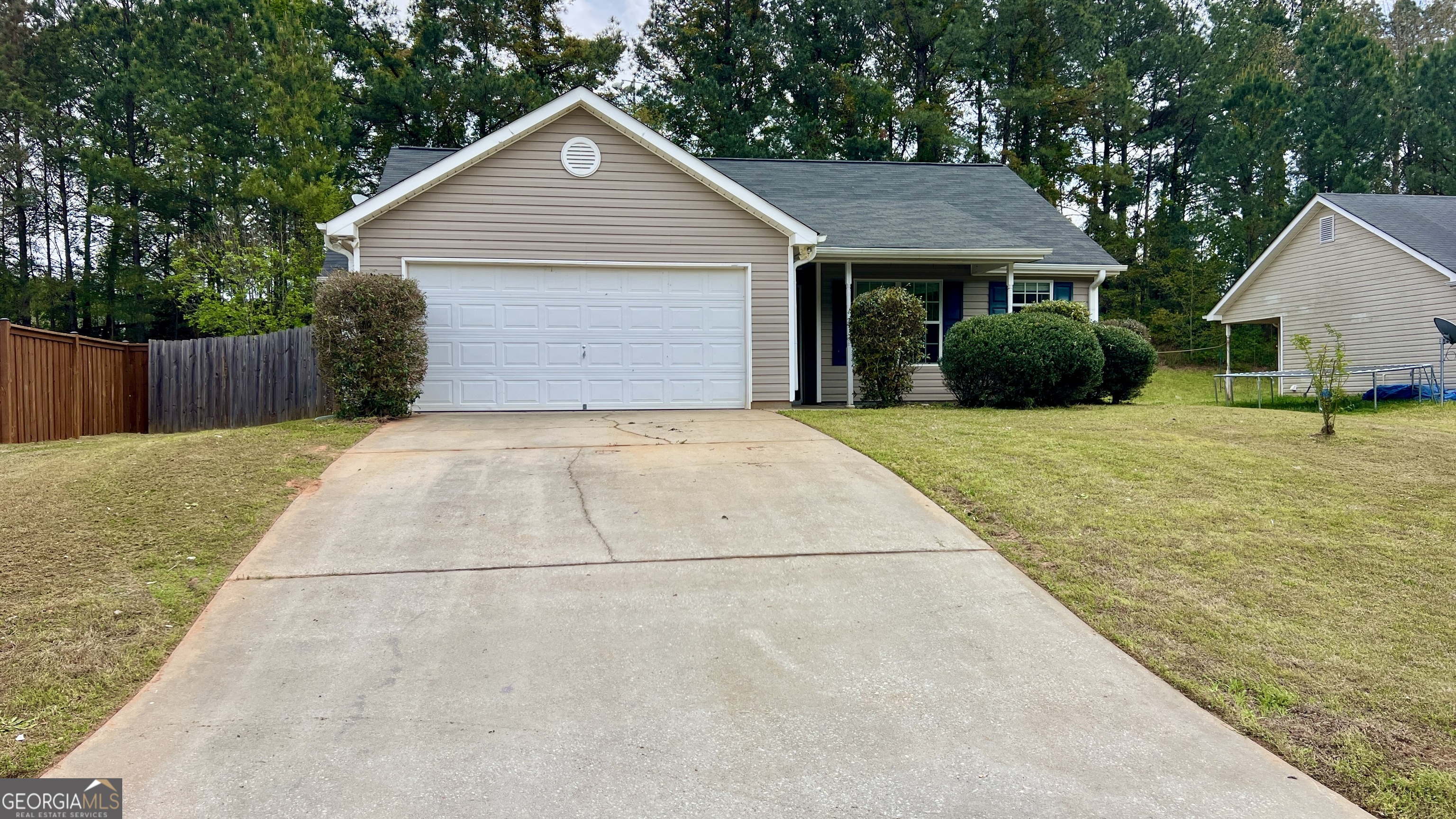 195 Creekside Drive Grantville GA 30220