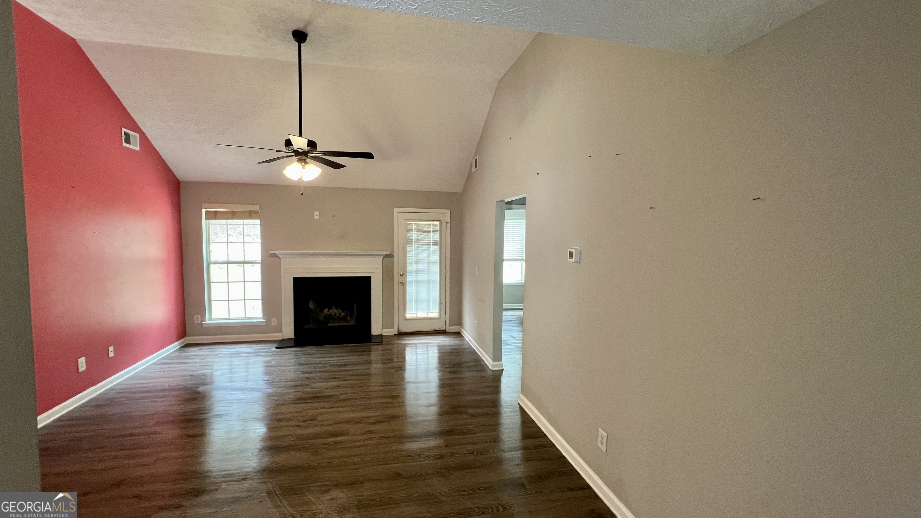 195 Creekside Drive Grantville GA 30220