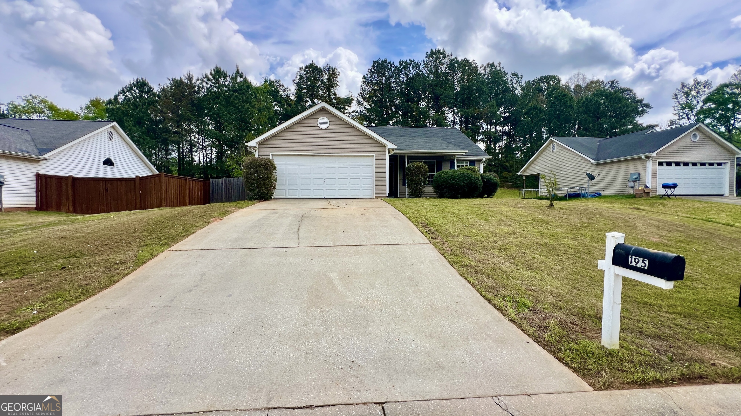 195 Creekside Drive Grantville GA 30220