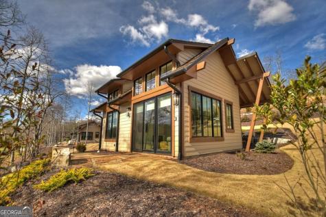 400 Old Toccoa Farm Loop Mineral Bluff GA 30559