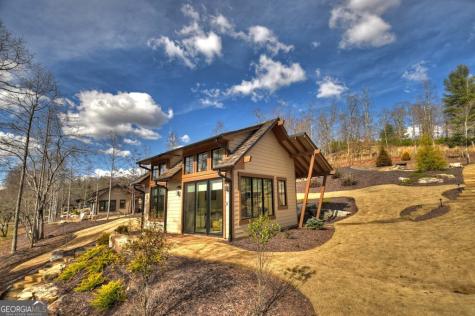 400 Old Toccoa Farm Loop Mineral Bluff GA 30559