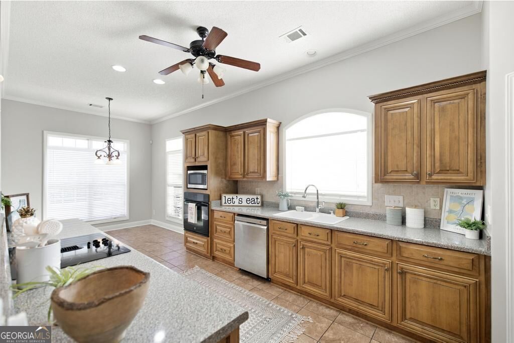 105 Macintosh Lane Centerville GA 31028