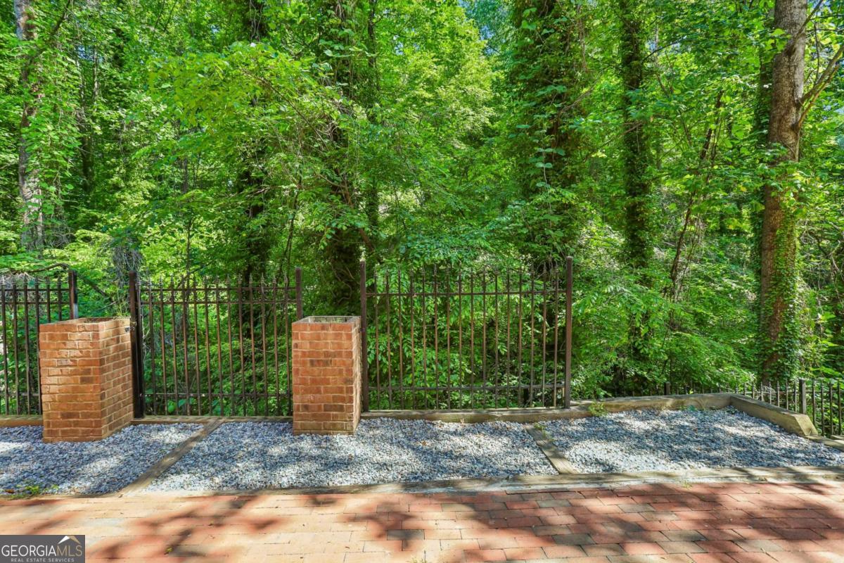 2766 Briarlake Road NE Atlanta GA 30345