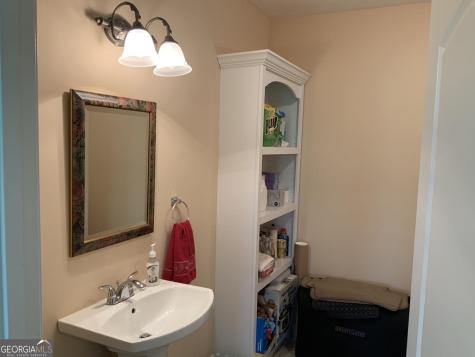 7026 Peebles Road Young Harris GA 30582